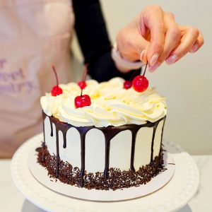 Create Your Own Cakes